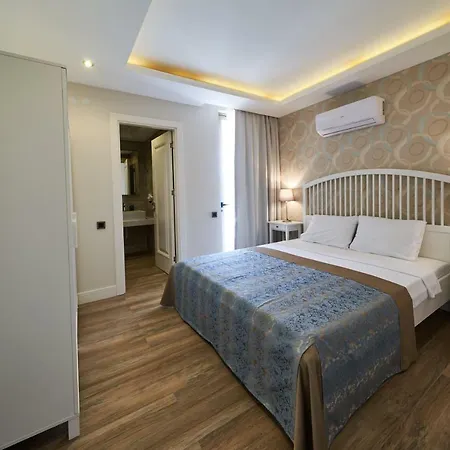 Hotel Lara Suite's