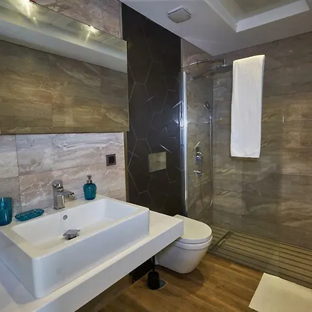 Hotel Lara Suite's